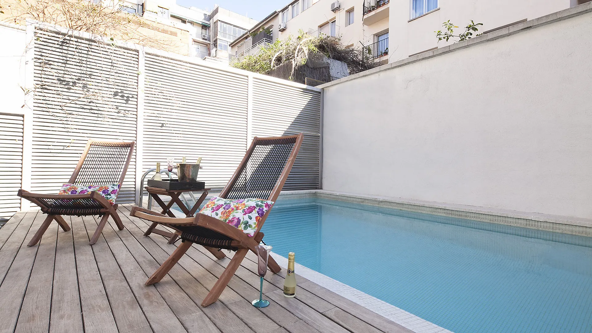 My Space Barcelona Private Pool Garden Apartment Spain